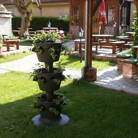 Hotel U Cisare Mělník 外观 照片