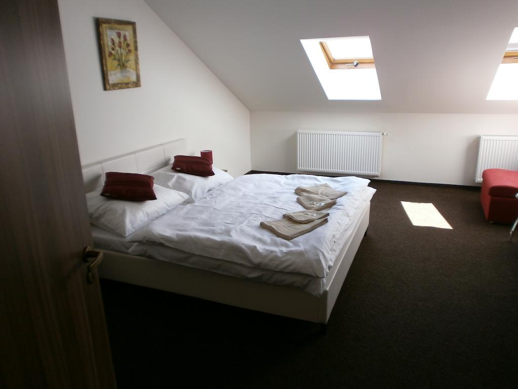 Hotel U Cisare Mělník 外观 照片