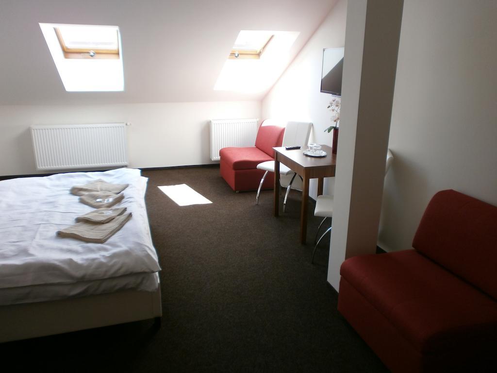 Hotel U Cisare Mělník 客房 照片