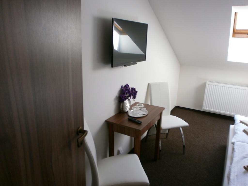 Hotel U Cisare Mělník 外观 照片