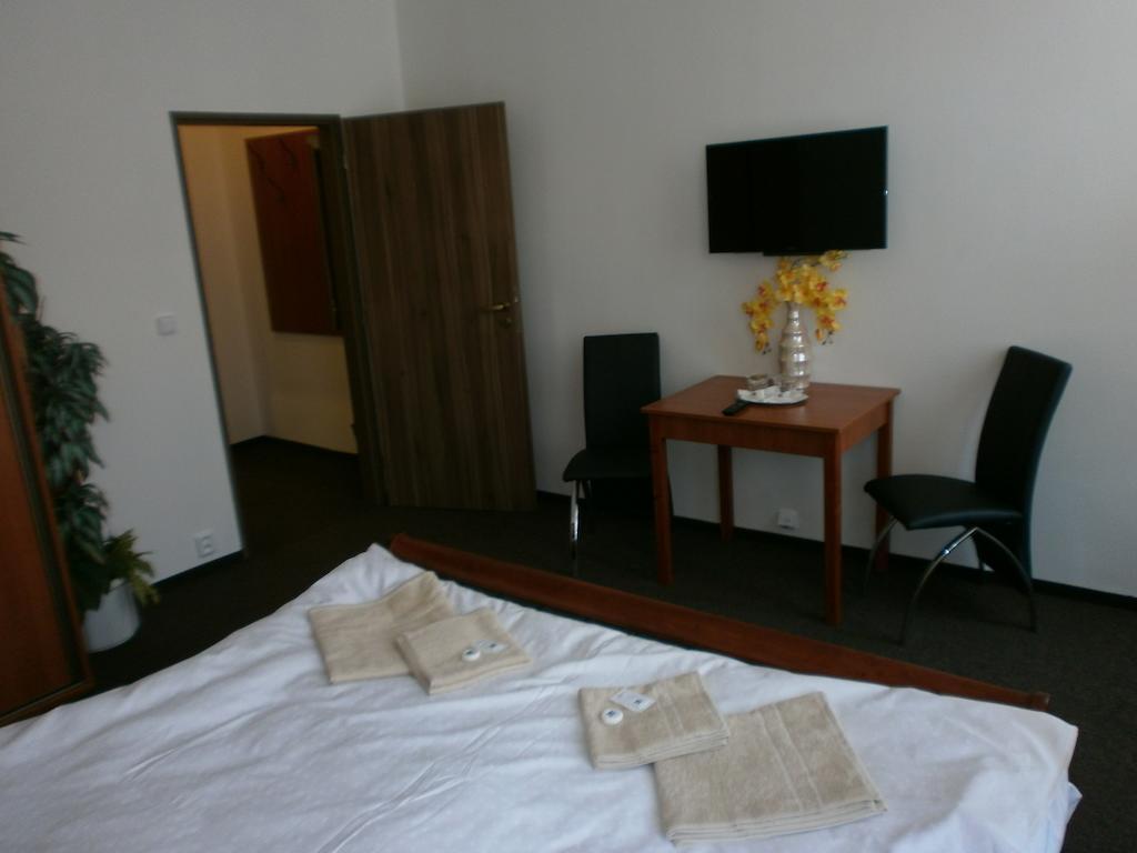 Hotel U Cisare Mělník 外观 照片