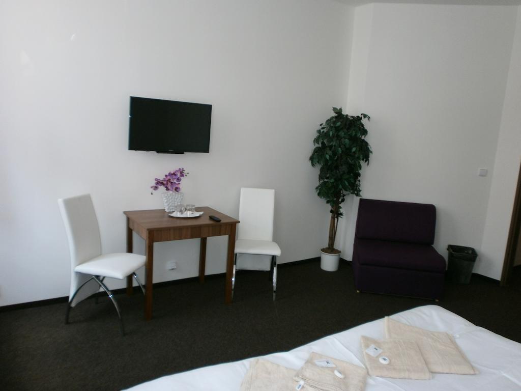 Hotel U Cisare Mělník 客房 照片