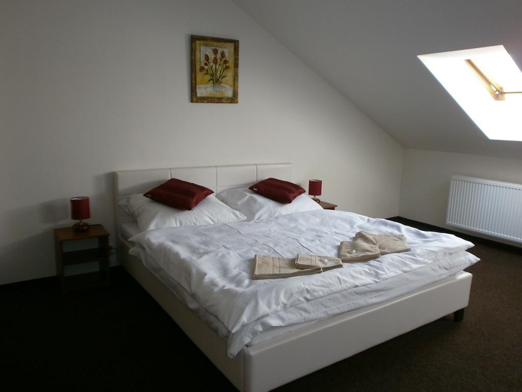 Hotel U Cisare Mělník 客房 照片